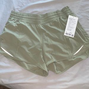 Brand new Hotty hot lululemon shorts